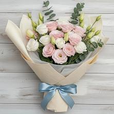 Букет цветов из:  Лизиантусы в Поселок Ремзавода