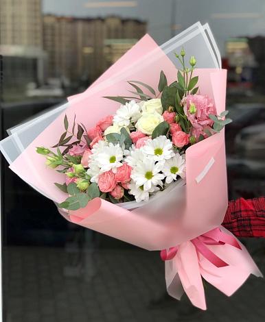 Букет цветов из: Розы, Лизиантусы и Хризантемы в Поселок Ремзавода